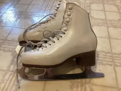 Ladies John Wilson Blades Italian Figure Skates Excellent!!, View more