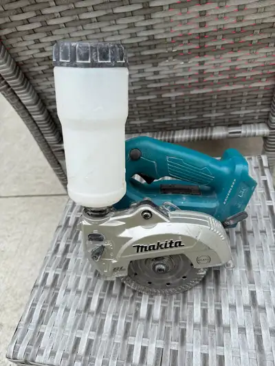 Makita DCC500 Tile Saw, View more