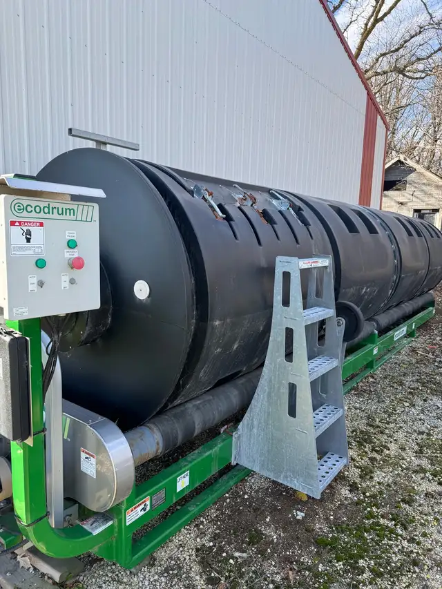 EcoDrum composter . Attention Poultry and Hog producers