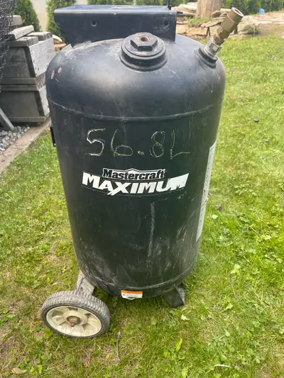 Mastercraft 15 gallon air compressor tank. Good for air pig etc. $25.00