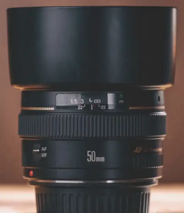 Canon EF 50mm f1,4  in Cameras & Camcorders in City of Montréal - Image 2