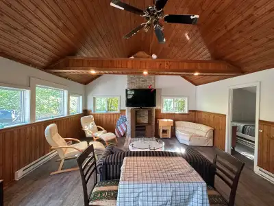 Escape to Nature – Your Cozy Cabin Getaway Awaits! , View more