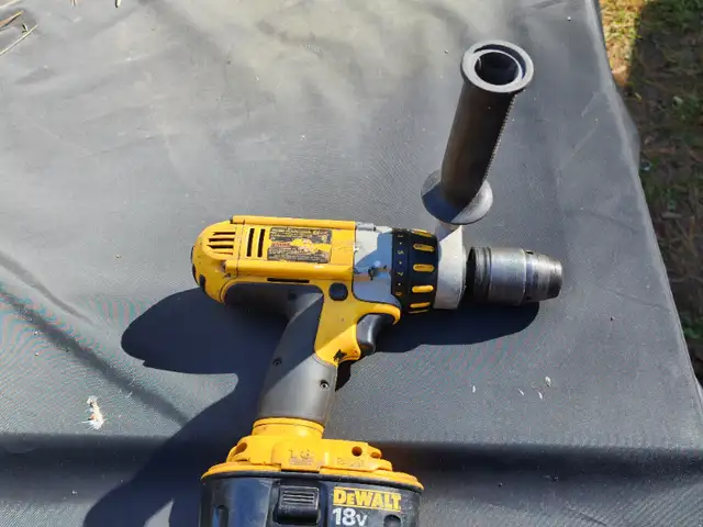 DeWalt DC925, 18V XRP Series 1/2 Cordless Hammer Drill Driver in Other in Windsor Region - Image 8