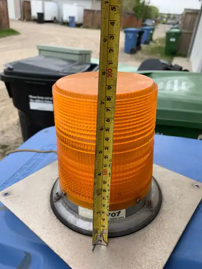have a auto grote 7707 stobe lite 7 in high 12 volt $40