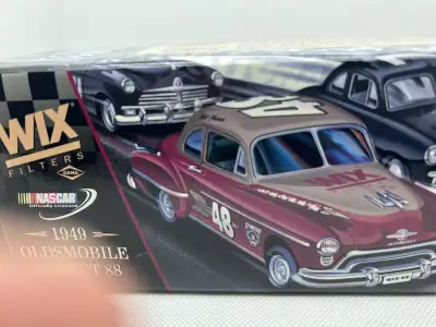 1/25 Nascar 1949 Oldsmobile Rocket 88 Collector’s Series, View more