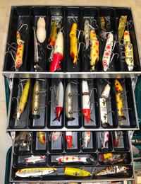 VINTAGE FISHING TACKLE AND OTHER ARTICLES, UNCOUNTED LOT sold at auction on  10th February
