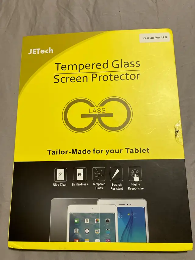 Spigen Tough Armour  iPad Pro 12.9” Case + Screen protector New in Other in Kingston - Image 6