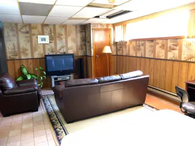 Bright, clean and fully furnished raised-basement apartment near Sheppard Ave. W. & Allen Rd. The ap...