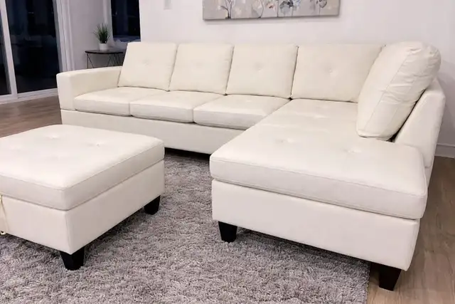 Leather Sectional couch with Storage in Couches & Futons in Kingston - Image 2