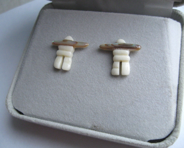 Glacier Pearle Mother of Pearl Abalone Inukshuk Stud Earrings in Jewellery & Watches in Truro - Image 3