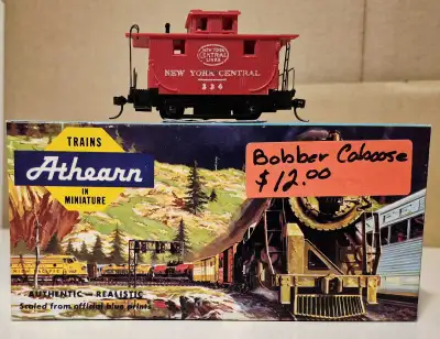HO NEW YORK CENTRAL BOBBER CABOOSE ITEM IS IN USED, BUT NOT ABUSED CONDITION. ITEM HAS KNUCKLE COUPL...