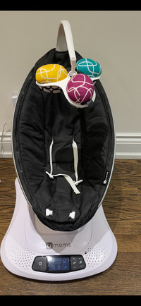 MamaRoo 4 moms swing