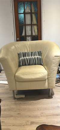 Leather Arm chair  Gatineau Ottawa / Gatineau Area Preview