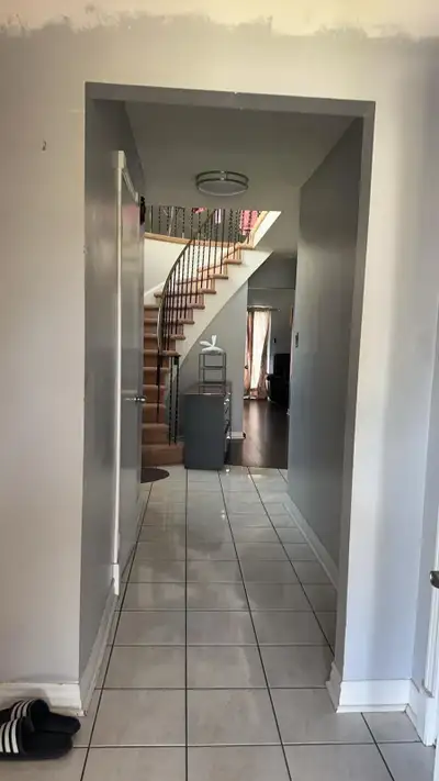 Room for rent in sharing