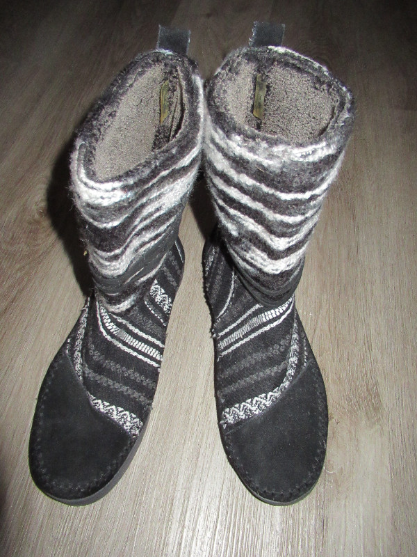 Winter boots dans Femmes - Chaussures  à Ville de Montréal - Image 2