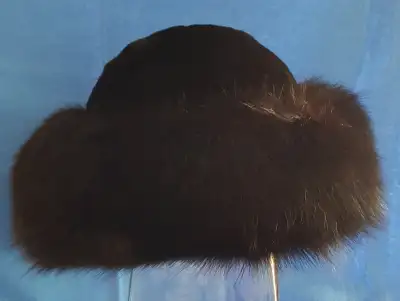 Ladies' Premium Fur Hat - Elegant & Warm, View more