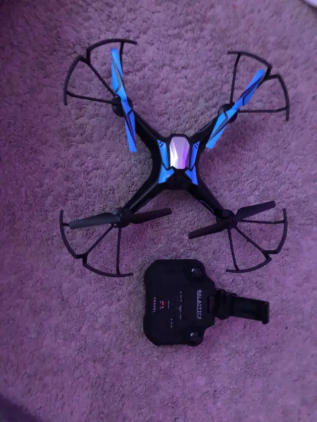 Drone with camera 633844621155871226