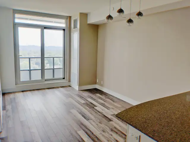 Westboro 1 bdrm apartment with perfect view in level 18!