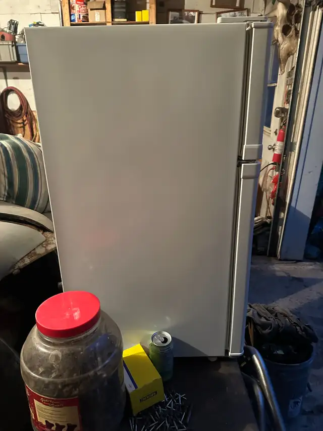 beau petit frigo in Refrigerators in Sherbrooke - Image 5