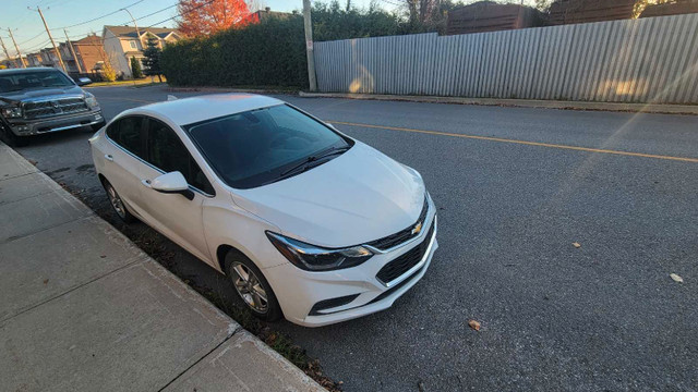 A vendre chevrolet cruze 2017,1.4L  dans Autos et camions  à Saint-Hyacinthe - Image 3