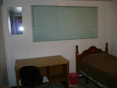 FURNISHED ROOM AVAILABLE FROM NOVEMBER 1 STUDENTS PREFERRED Furnished (Private) bedroom available in...