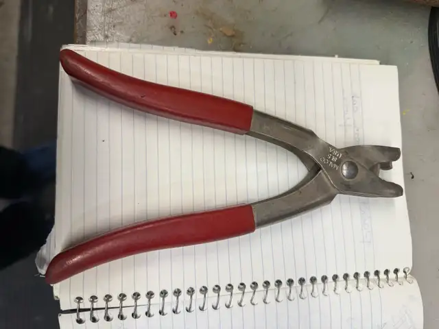   vinyl siding punch in Hand Tools in Edmonton - Image 3