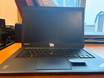 Lenovo laptop for sale CPU - i5 - 4300 U RAM - 8 GB Hard drive - 120 GB Office used only
