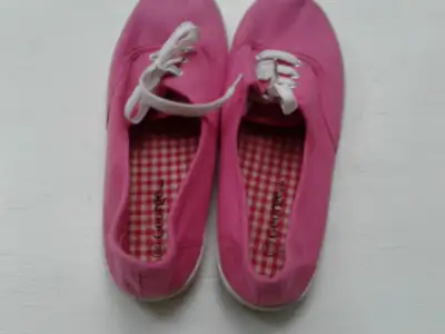 new George Pink Canvas Sneakers 10, View more