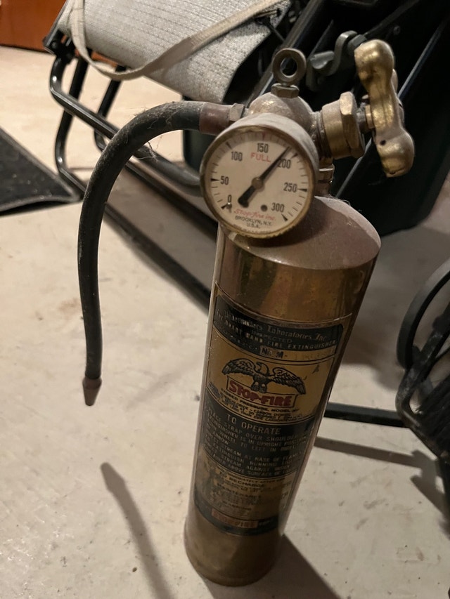 Antique fire extinguisher Arts & Collectibles Ottawa Kijiji