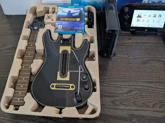 Nintendo Wii U with Games and Accessories in Nintendo Wii U in Markham / York Region - Image 6