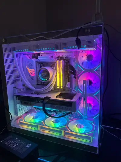 Price is negotiable looking for a quick sell as I got to go back to work, any questions please conta...