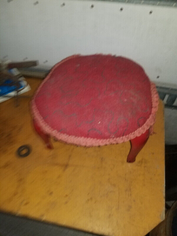 Tabouret antique dans Art et objets de collection  à Lanaudière - Image 2