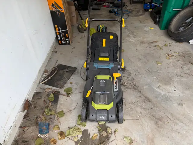 Radley cordless yardwork combo kit in Lawnmowers & Leaf Blowers in Kitchener / Waterloo - Image 5