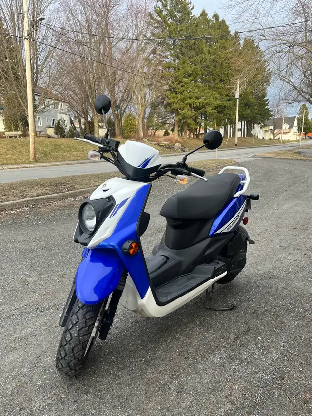 Scooter Yamaha Zuma X 2014 in Scooters & Pocket Bikes in Sherbrooke - Image 3