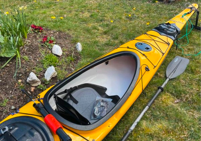 Photon speed light 15’ fibreglass kayak/ rudder/gear/THULE rack in Water Sports in Campbell River - Image 3