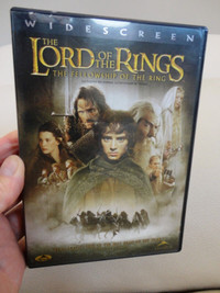 Lord Of The Rings Fellowship Ring 2 DVD Set Like New