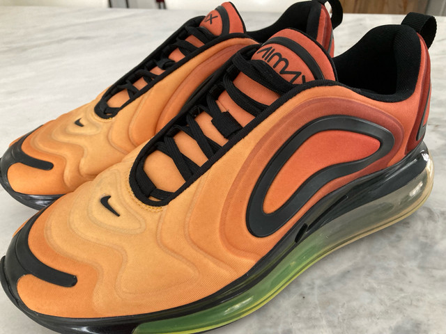 NIKE Air Max 720 Sunrise Size 9 Men’s  in Men's Shoes in Hamilton - Image 2