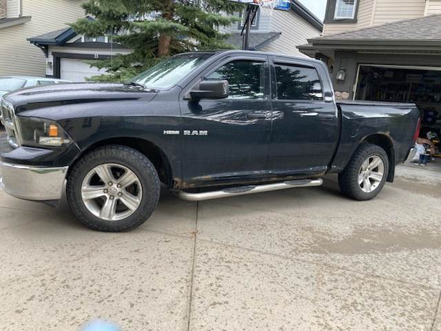 Dodge Ram 1500 in Cars & Trucks in Calgary