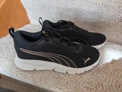 Puma Shoes, Ladies Size 7 and 8, Br. New..$38.00, View more