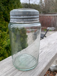 Vintage Improved Gem Mason Jar - Quart 
