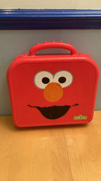 Sesame Street Elmo's On The Go Alphabet Letters With Carry Case 