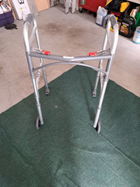 Folding 2 wheel walker with ski slope feet