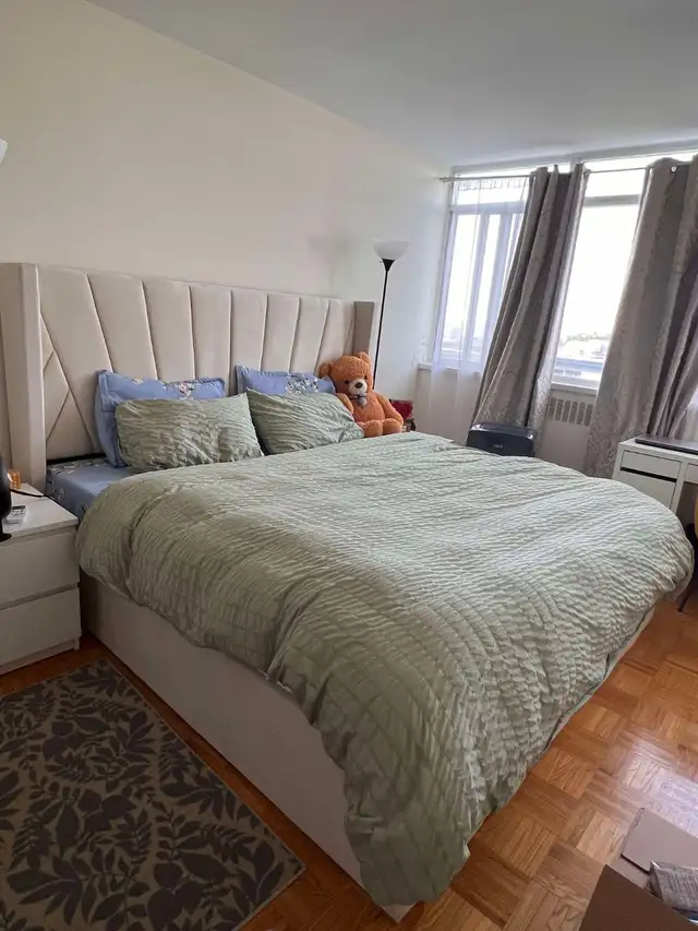 Hydraolic lift bed in Beds & Mattresses in Peterborough - Image 4
