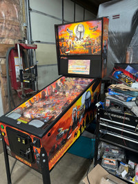 Star Wars Mandalorian Pro pinball home use only 1245 life plays