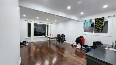 3 bedroom and 1.5 washroom rooms for rent in Scarborough