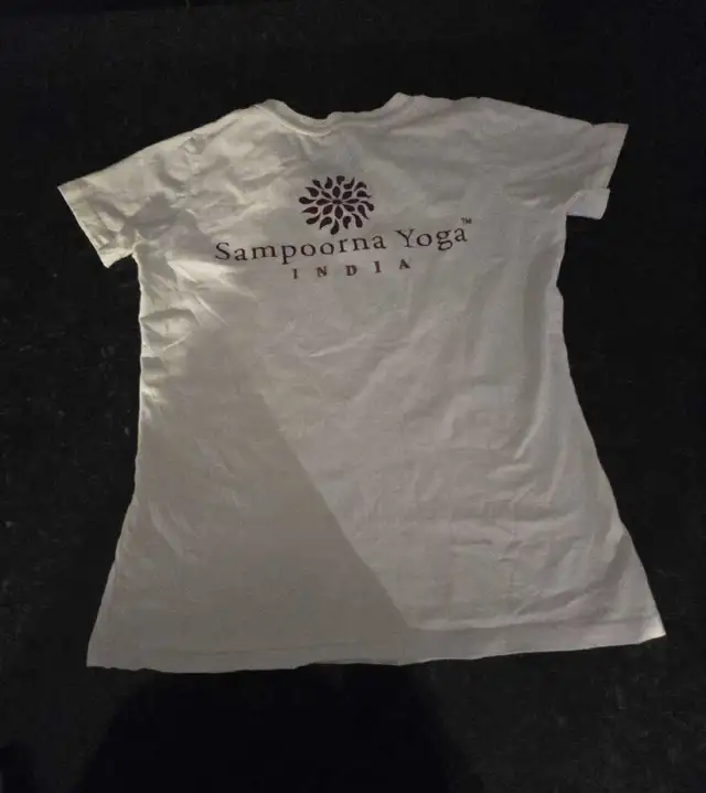 Women's Workout Shirts Lulu, Nike, Puma, CK (S-L) in Women's - Tops & Outerwear in Gatineau - Image 8