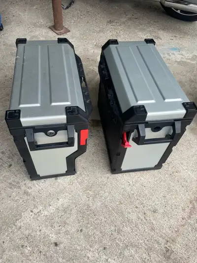 I'm selling a pair of Yamaha Super Tenere hard bags that are in great condition. These bags are desi...