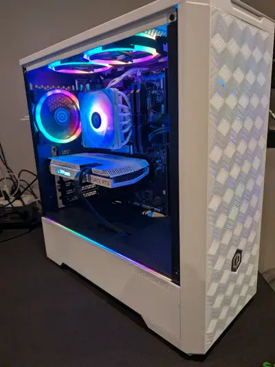 Custom built gaming desktop - White on Black Ryzen 5 7600 RTX 3060ti White Zotac Gaming B650 Gigabyt...