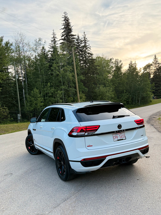 2023 Volkswagen Atlas Cross Sport Black Edition in Cars & Trucks in Grande Prairie - Image 3