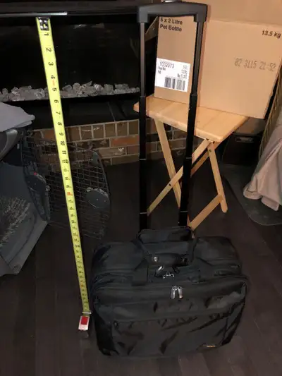 L@@K !! NEW .TOP OF THE LINE LAP TOP COMPUTER BAG WITH WHEELS !!, View more